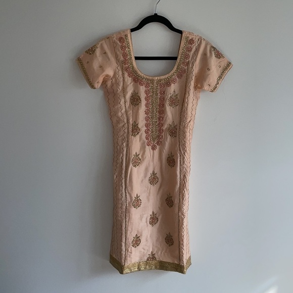 Indian Suit - Picture 9 of 13